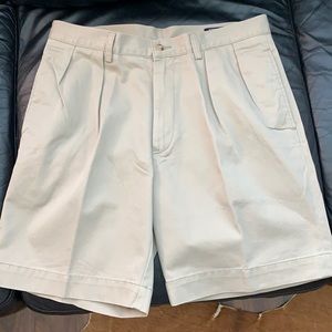 Polo shorts, size 33